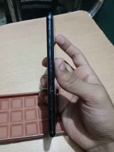 Apple iPhone 7