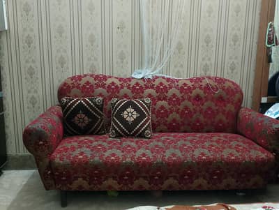 Premium 5 Seater Sofa Set for Sale – Well Maintained