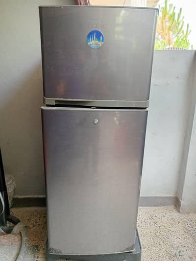 Haier medium size refrigerator
