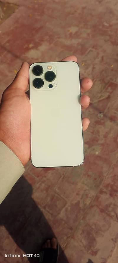 Apple iPhone 13 Pro
