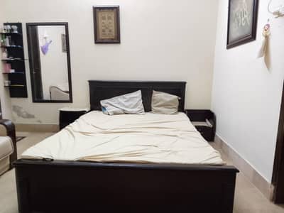 Queen Size Wooden Bed With Side Tables & Mattress