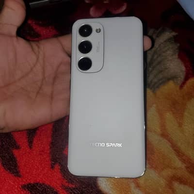 techno spark 40 pro plus
