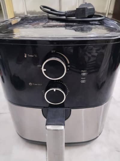 newly condition nd scratch less black color just used only one month