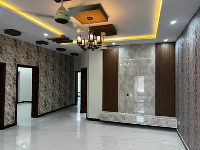 10 Marla Beautiful House For Sale in University Town Near Airport | Motorway | Top City | Mumtaz City Islamabad