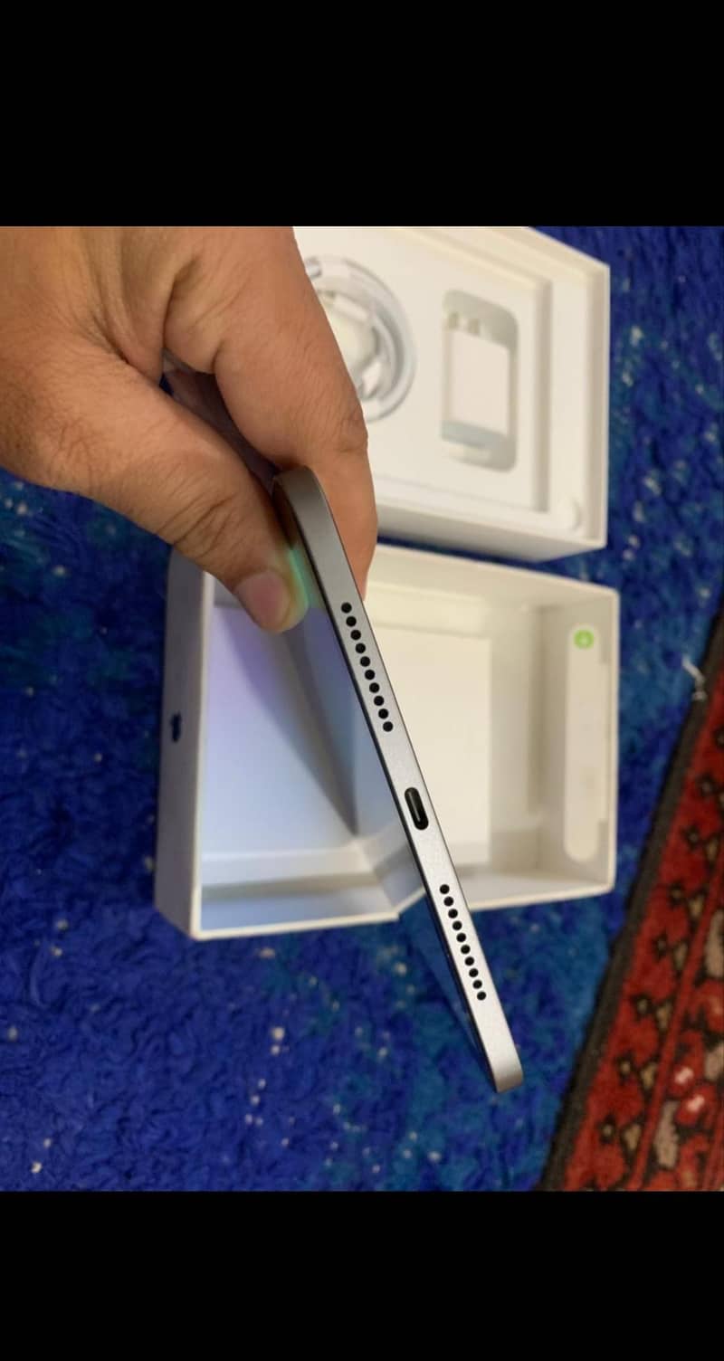 iPad mini  A17 pro 1
