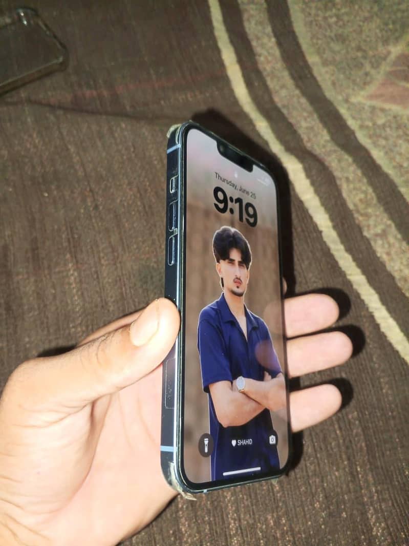 Apple iPhone 14 1