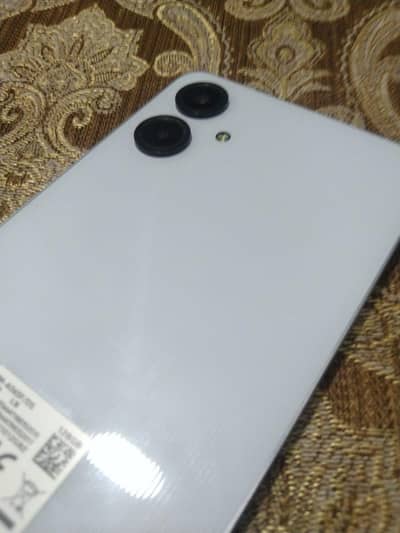Samsung Mobile A06