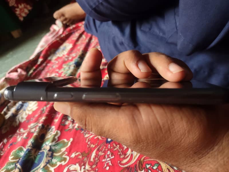 Google Pixel 8 3