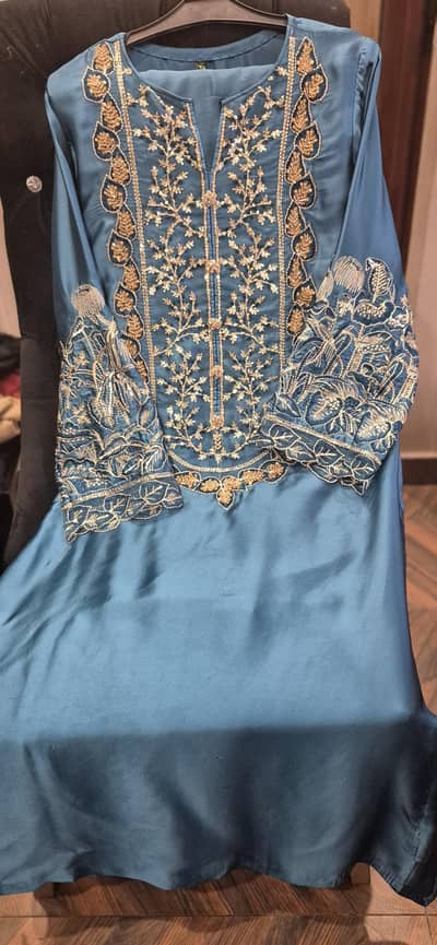 declare silk 3 piece outfit