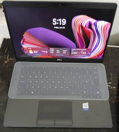 Dell latitude Core i5-8th Gen 8Gb Ram / 256 SSD