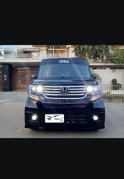 Honda N Box Custom 2013