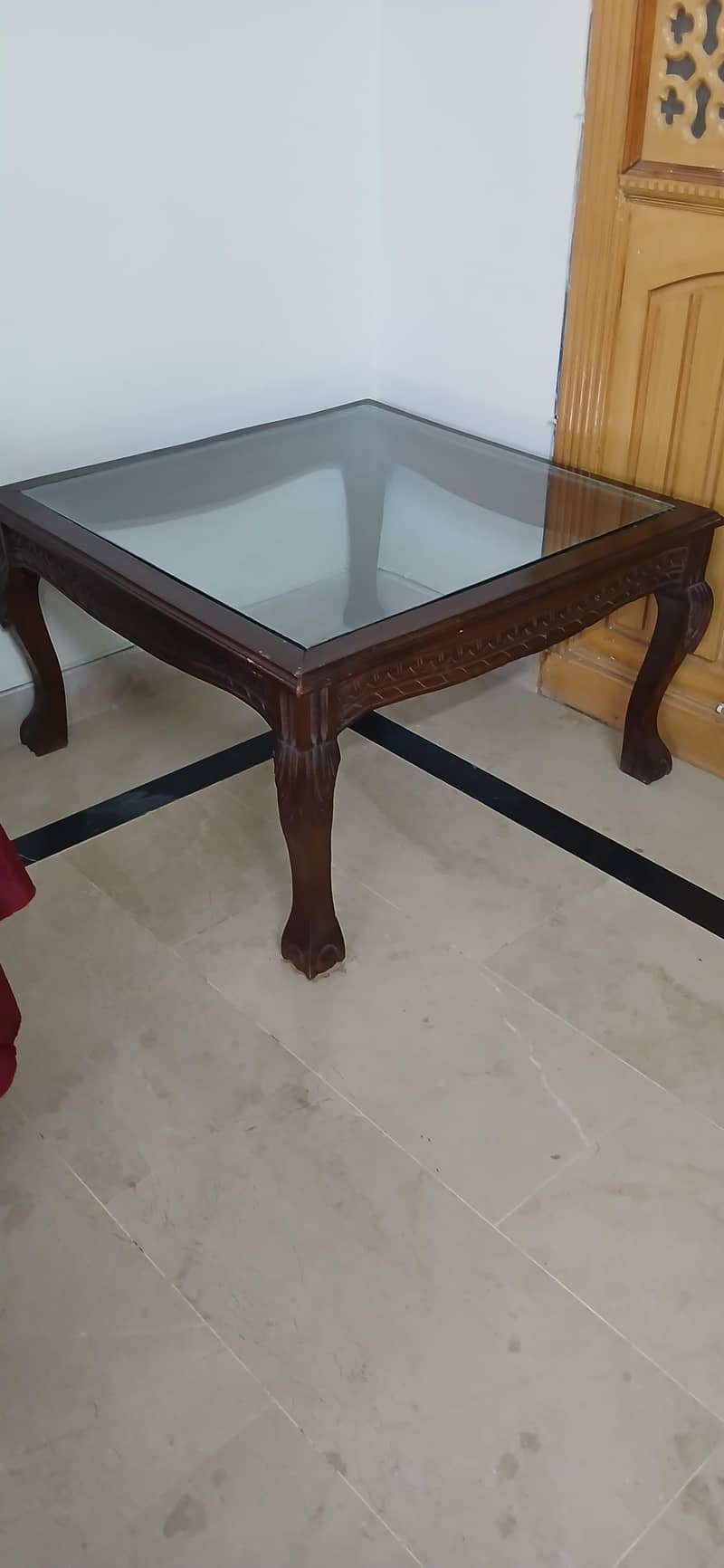 centre table and side table 0