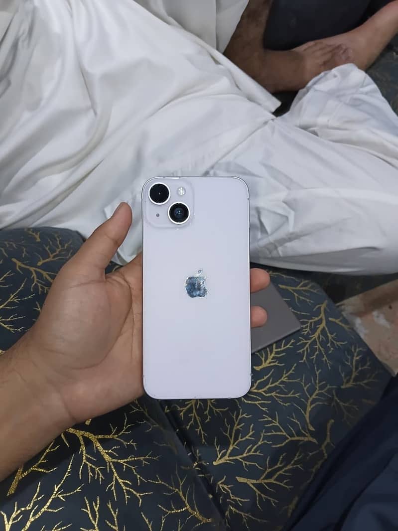 Apple iPhone 14 2