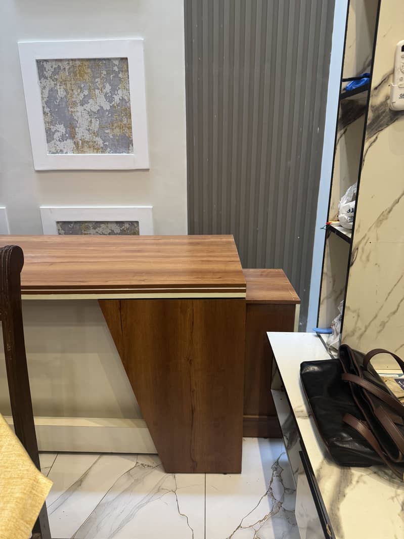 Office table 1