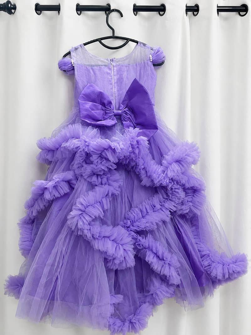 Frock 0