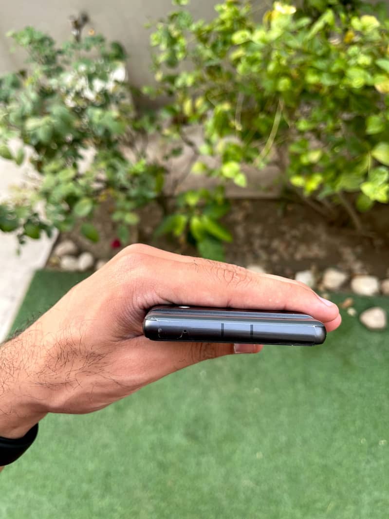 Google Pixel 7a 4