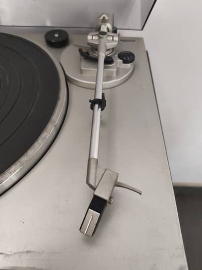 Technics SL-B21 Turntable