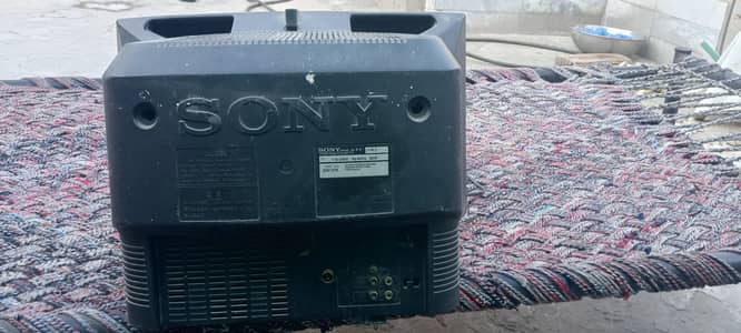Original Sony Trinitron TV 14" – Picture & Sound OK