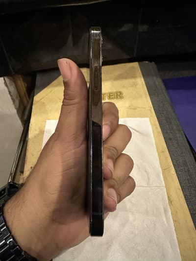 Apple iPhone 12 Pro