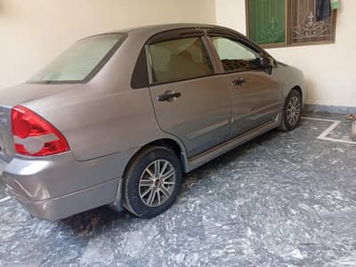 Suzuki Liana 2012