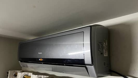 Gree 1.5 Ton Inverter AC for Sale
