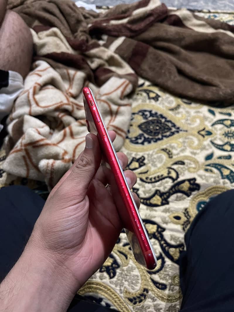Apple iPhone 7 Plus 3