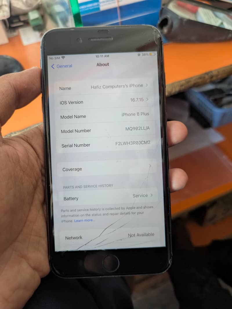 Apple iPhone 8 Plus 4