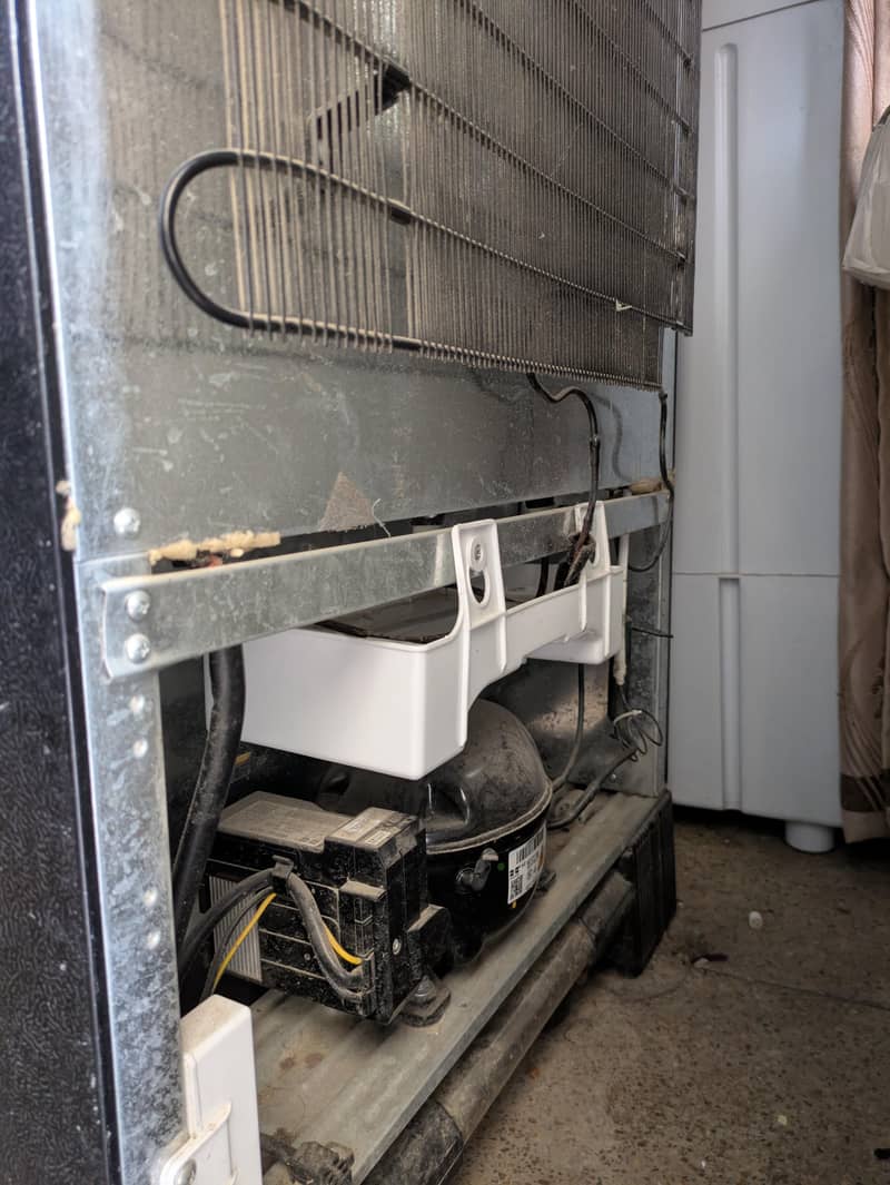 Refrigerator 6