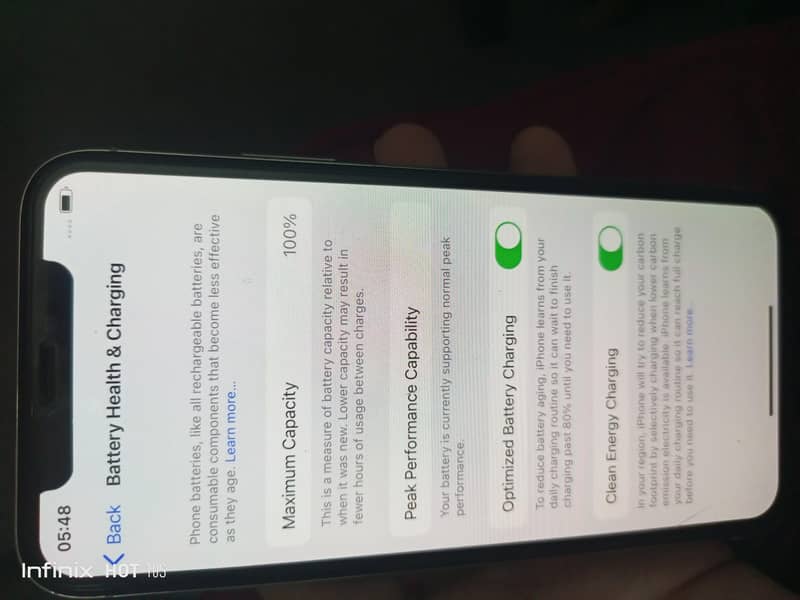 Apple iPhone X 4