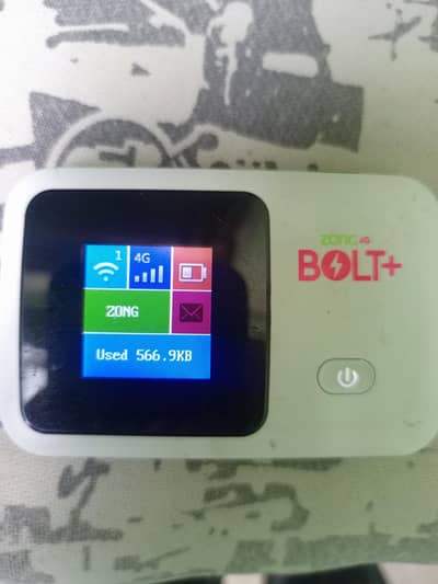 Zong 4G Bolt plus WiFi Device LCD display