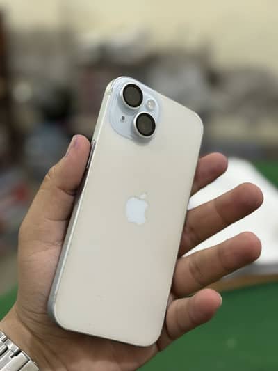 Apple iPhone 15