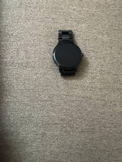 ZERO LIFESTYLE WATCH URGENT SALE  WITH 1 YEAR WARRANTY