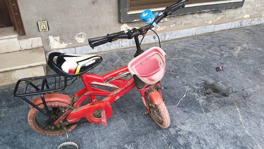 Bicycle 12 size in good condition