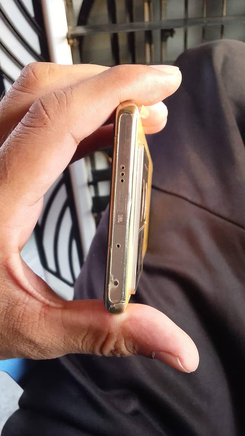 infinix 4