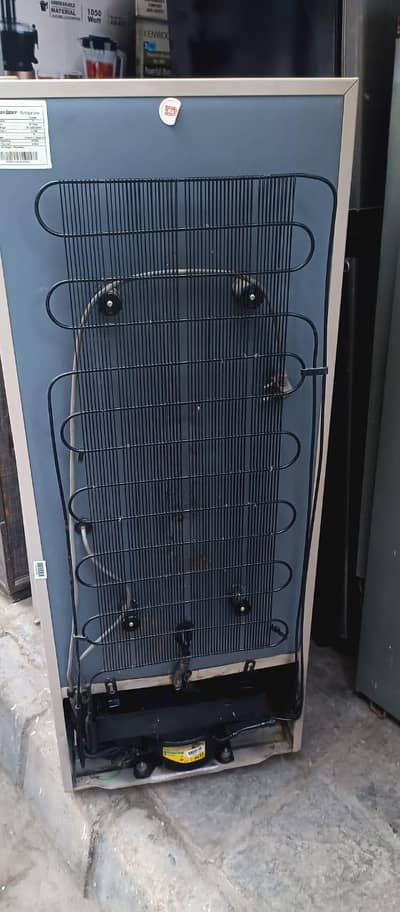 Dawalance Fridge Medium size