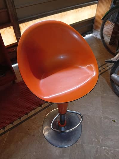 Kitchen chair / stool/ adjustable chair