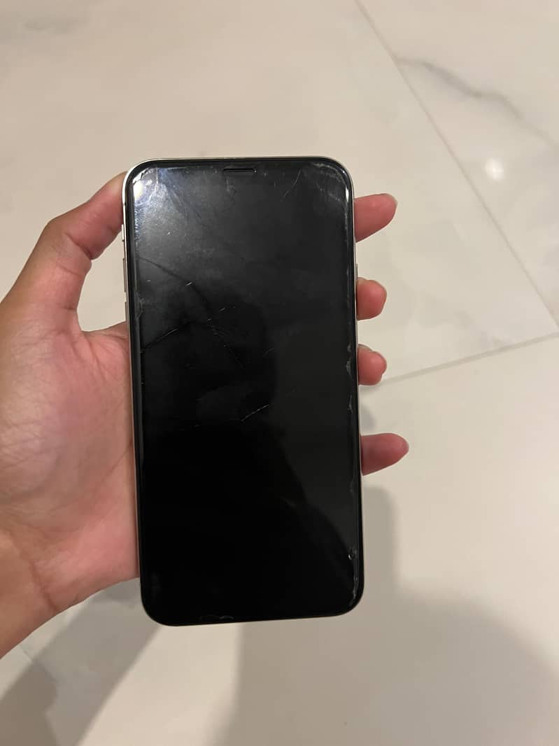 Apple iPhone X 6