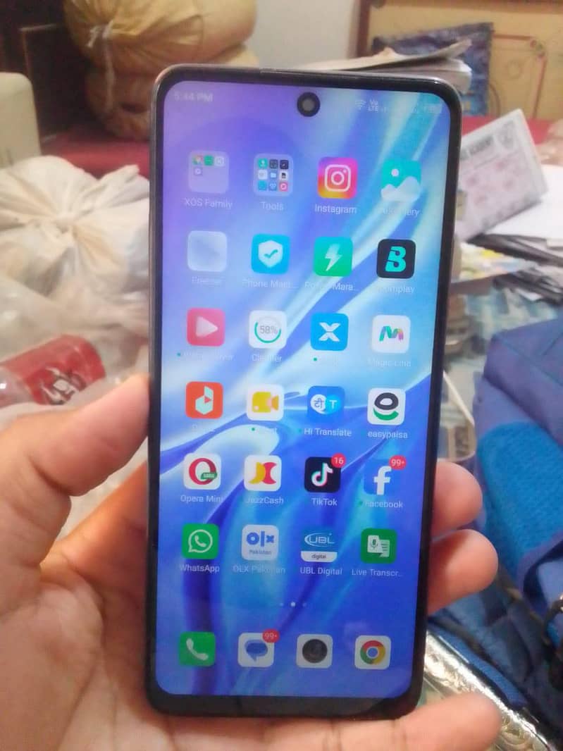 Infinix Note 10 Pro 4
