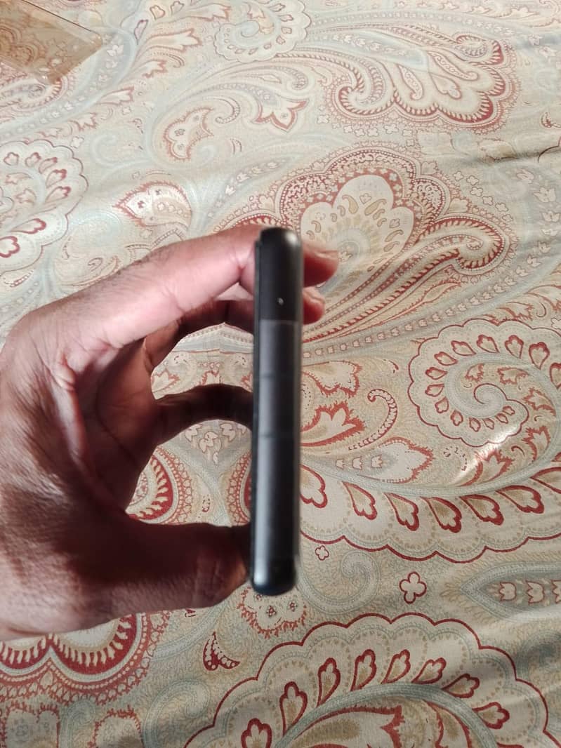 Google Pixel 7a 1