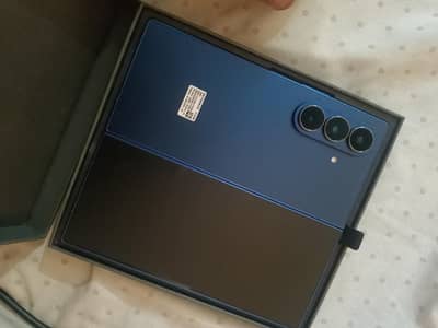 Samsung Mobile Z Fold 7