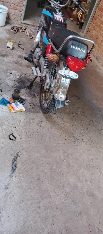 racer bike hai Islamabad number hay