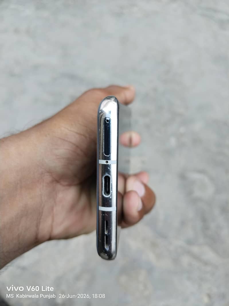 One Plus 9 Pro 5