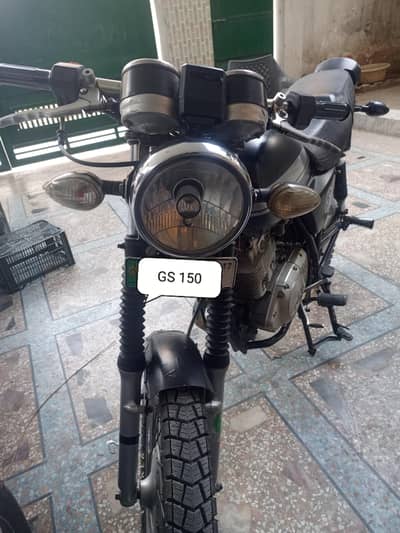 Suzuki GS 150