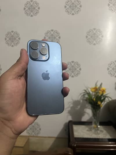 Apple iPhone 15 Pro