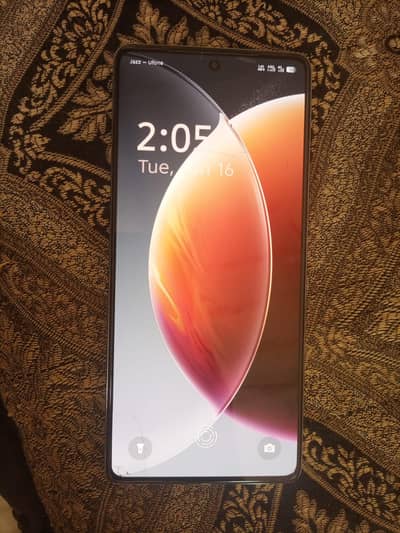 Tecno CAMON 30
