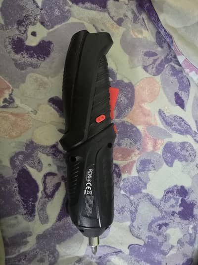 Rechargeable screw driver
