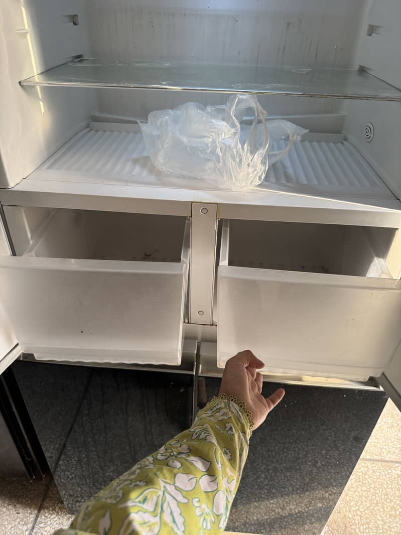 refrigerator 2