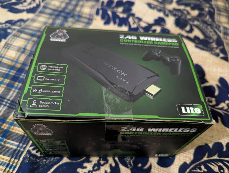 2.4G wireless controller gamepad 0