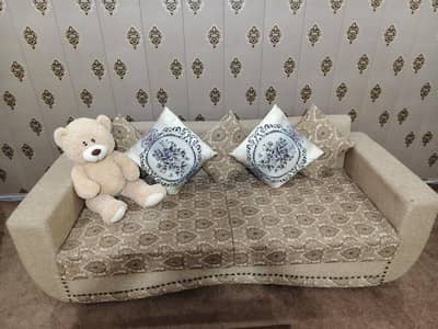 Seven seater Sofa set