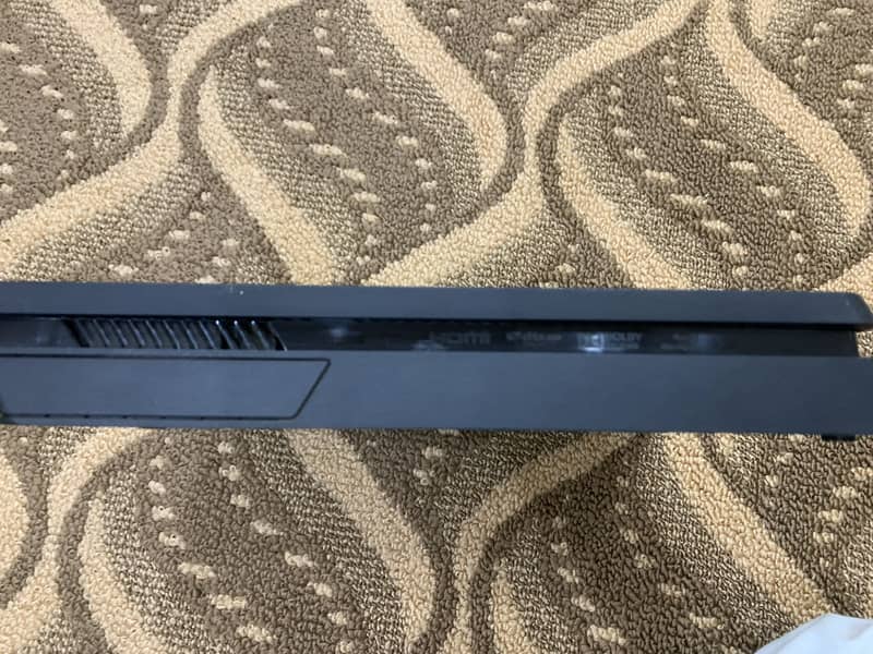 Playstation 4/controllers/CDs 6